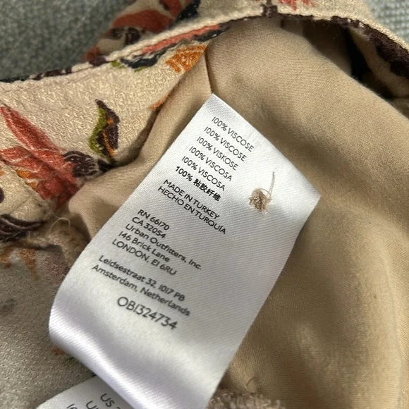 Anthropologie Smocked Balloon Leg Pants Size 2 - Picture 15 of 15